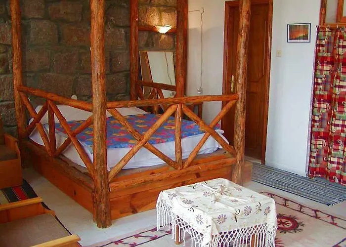 Berceste Hotel Ayvacik (Canakkale)