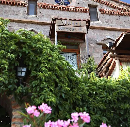 Berceste Hotel Ayvacik (Canakkale)